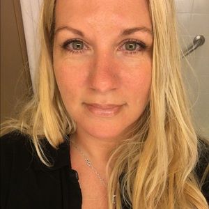 Meet your Posher, Wendy