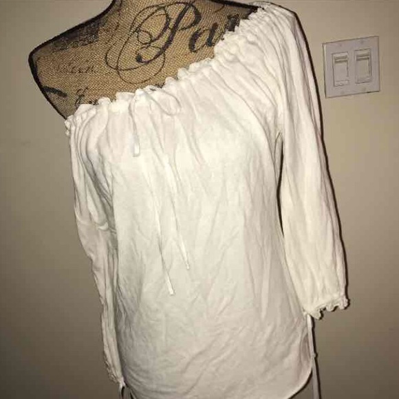 NWOT Gap Shirt