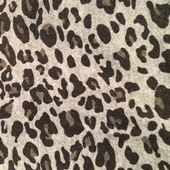 Leopard Print Sweatshirt - Picture 2 of 2