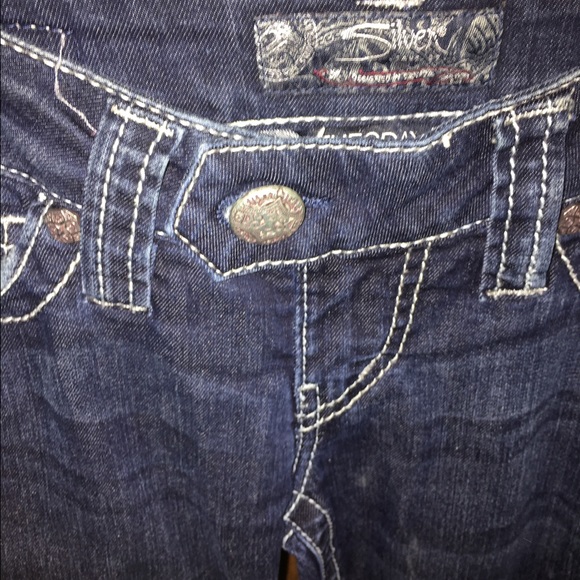 Silver Buckle Jeans - Picture 3 of 4