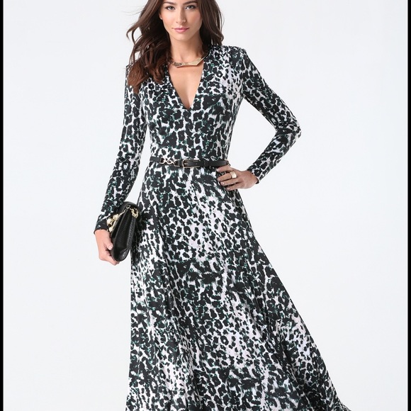 Print deep v maxi dress