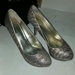 $$ Nine West  Higth heels  shoes used once.