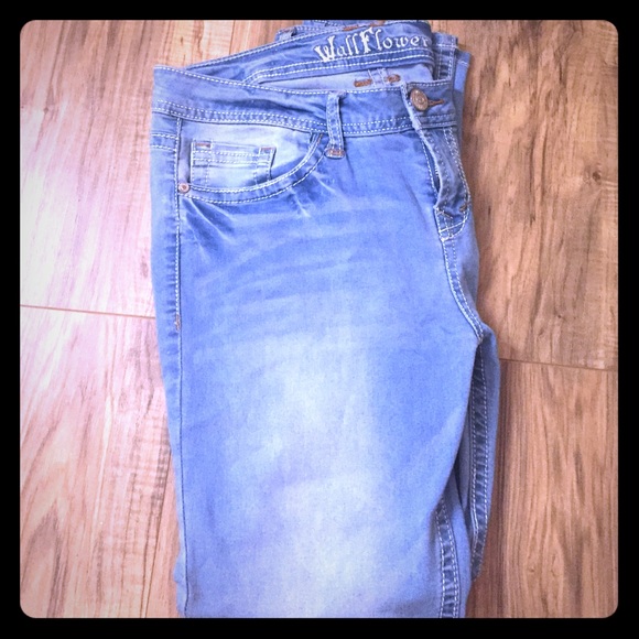 Wallflower skinny jeans