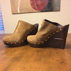 Diane Von Furstenberg suede wedges size 10