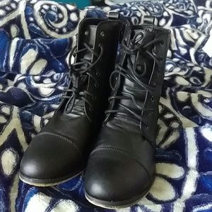 cotton on combat boots