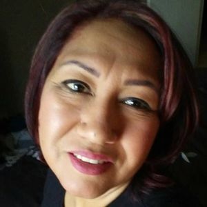 Meet your Posher, Gloria