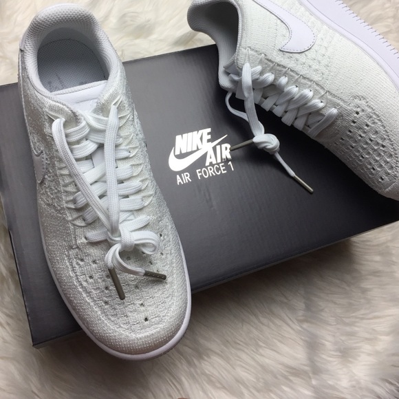 NWT Nike Air Force flyknit low - Picture 4 of 4