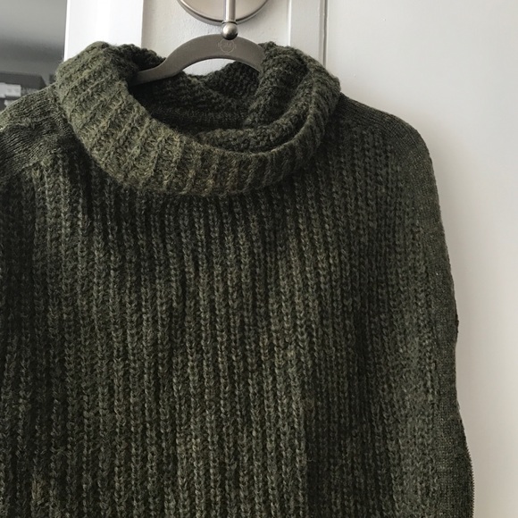 ASO cape sweater, OS - Picture 2 of 4