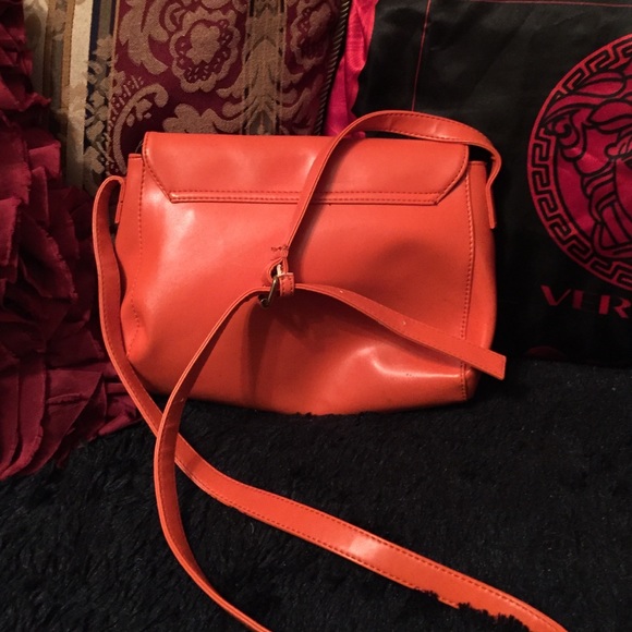 Handbag - Picture 2 of 4