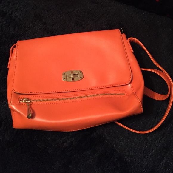 Handbag - Picture 3 of 4