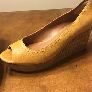 Lucky Brand Open Toe Wedges Size 9