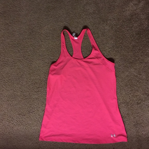 Under Armour Tops - 💞Under armour racer back workout tank💞
