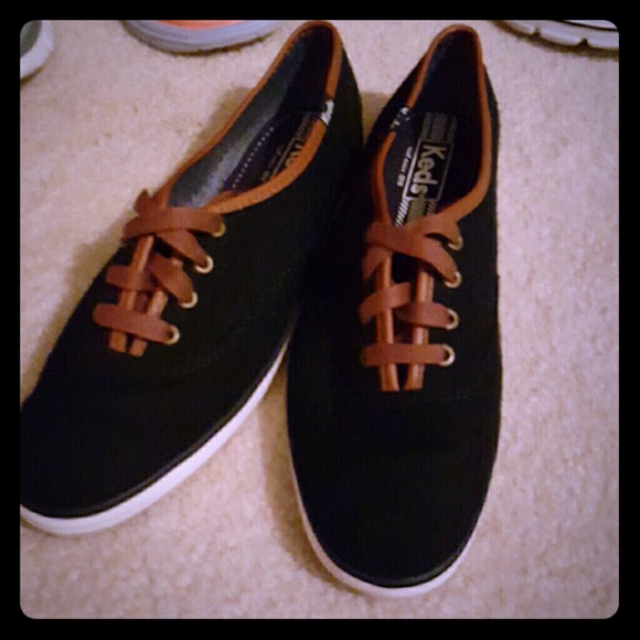 Keds tennis shoes
