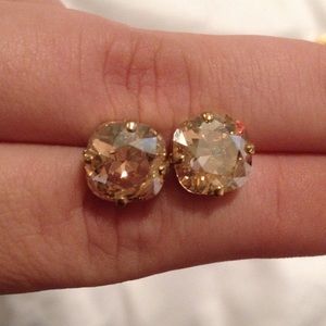 Gold Victoria Lynn earring