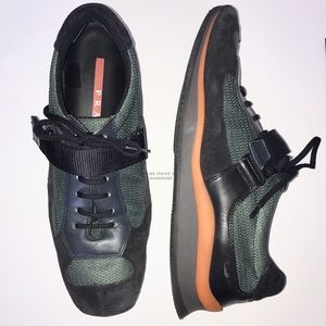 PRADA SNEAKERS ALMOST NEW! Size 40 or USA 9.