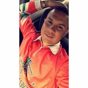 Meet your Posher, Luis