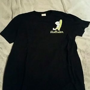 Hollister t shirt