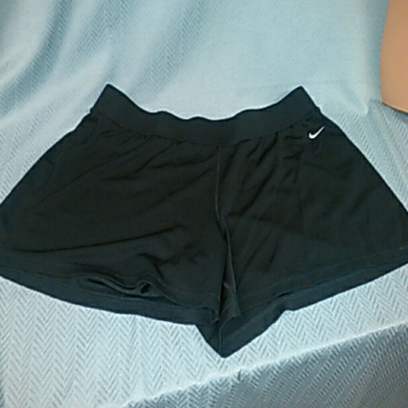 Nike running shorts size XL