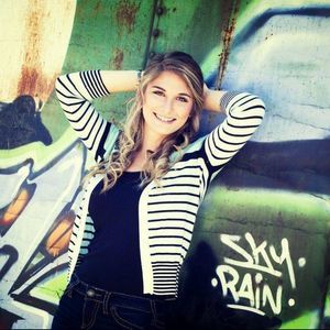 Meet your Posher, Ariel