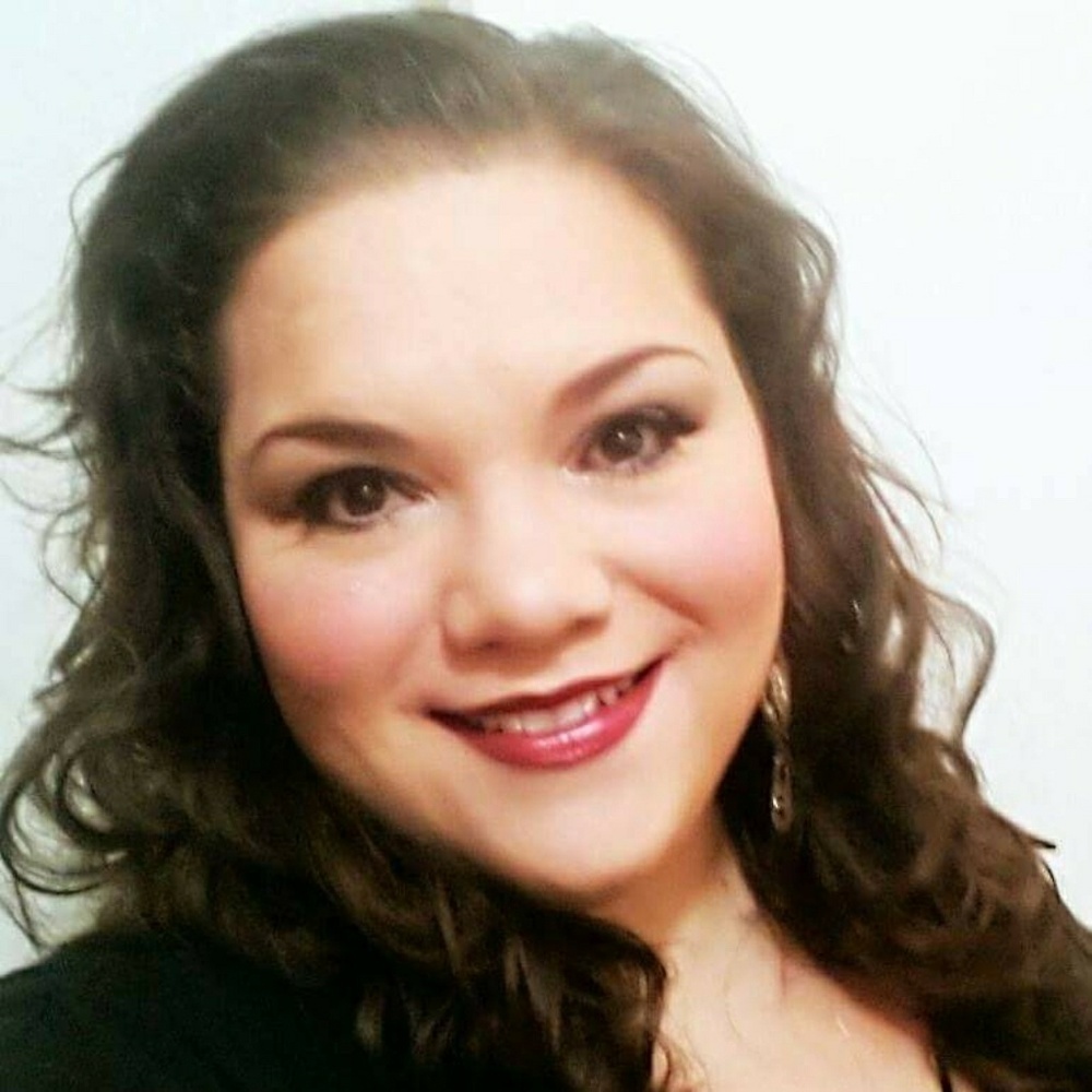 Meet your Posher, Courtney