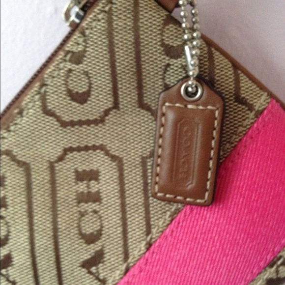 Coach Wristlet - Picture 2 of 2