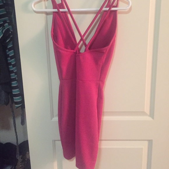Hot pink tight mini dress - Picture 2 of 2