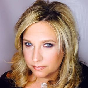 Meet your Posher, Kelley