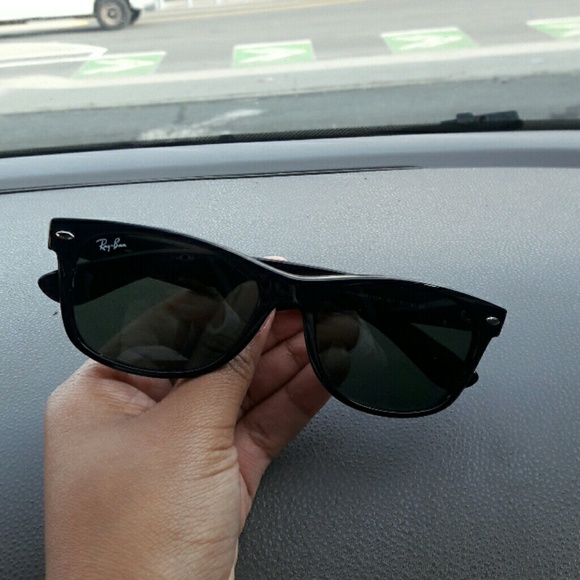 Authentic Ray Ban - Picture 2 of 4