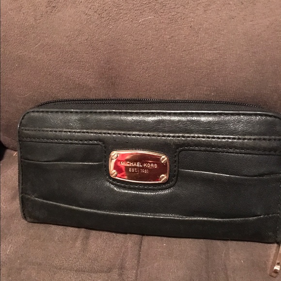 Michael Kors wallet