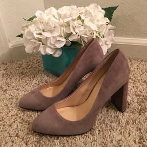 🎉HP- Sunday Funday🎉 NWT Vince Camuto suede pumps