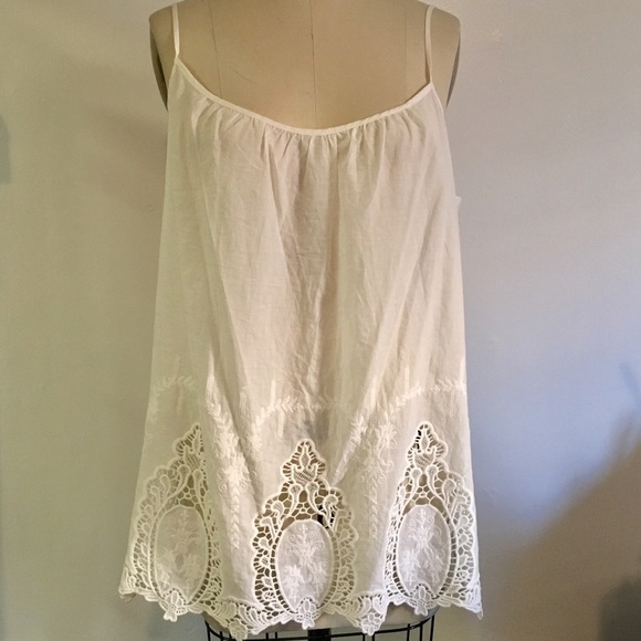 NWOT Velvet White Cotton Embroidered Lace Camisole