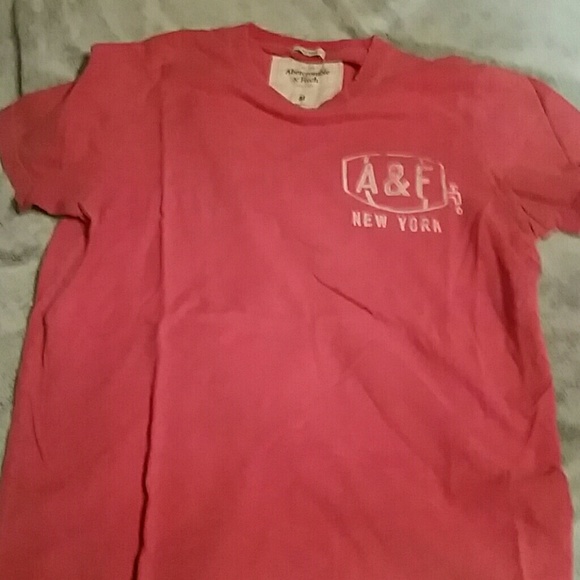 Abercrombie t shirt - Picture 1 of 2