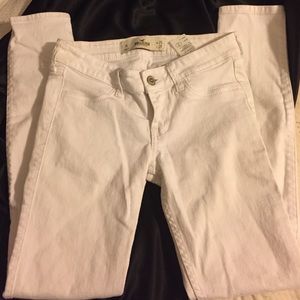 ❌SOLD❌White Hollister Skinny Jeans