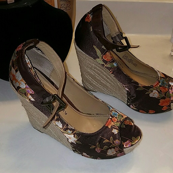 Chincse Laundry Shoes - Chincse Laundry plataform size 8M