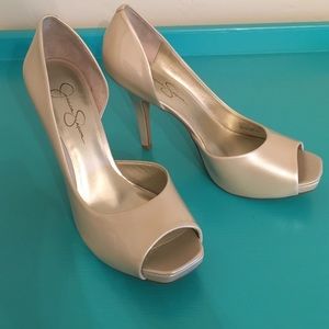 Jessica Simpson 4" Peeptoe Heels