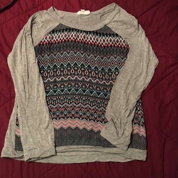 Tribal print, light long sleeve
