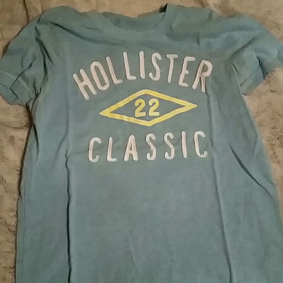 Hollister t shirt - Picture 1 of 1