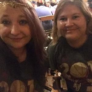 Meet your Posher, Cassy