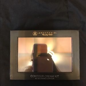 Anastasia Beverly Hills Contour Cream Kit