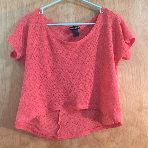 Crop top slightly see through - Picture 1 of 1