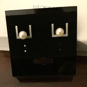 10k gold small pearl earrings.