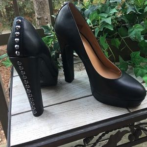 Cosmopolitan black stud heels size 9