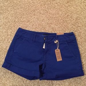American Eagle size 2 blue midi shorts