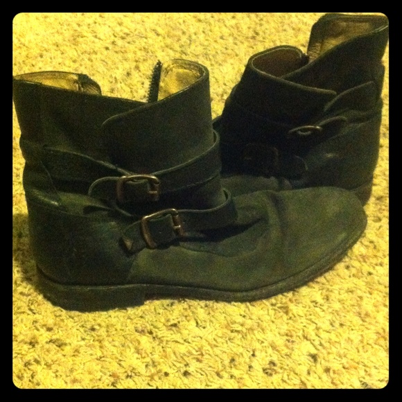 Men's Black Buckle Frye Boot