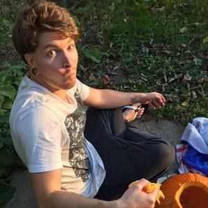 Meet your Posher, John