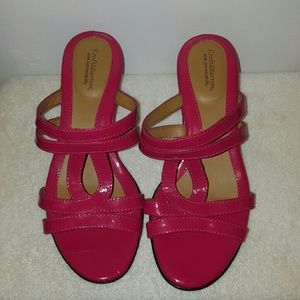 Pink sandles