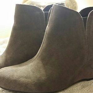 Born Crown Series Faylan Suede Ankle Boots- 10M