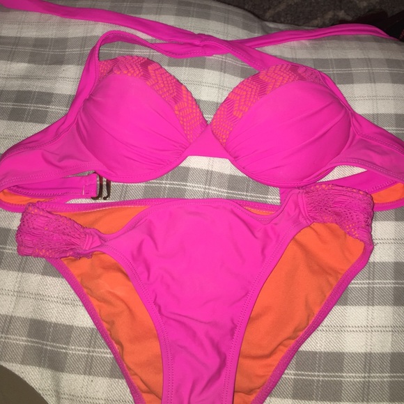 Small top/Medium Bottoms