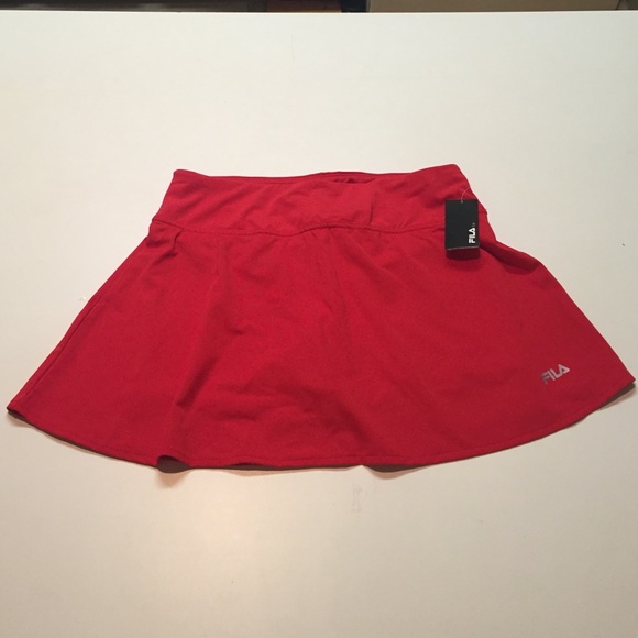 NWT Fila "flounce" red golf skort size small