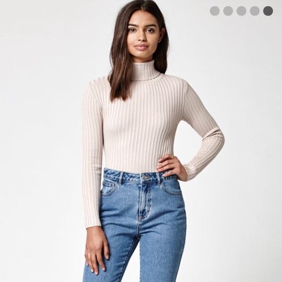 Kendall and kylie turtleneck sweater Clearance